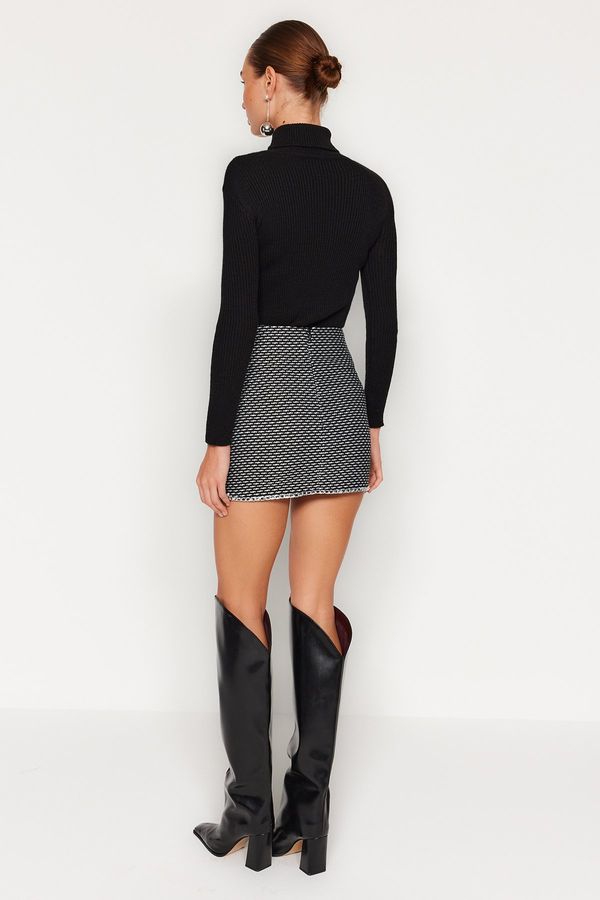 Trendyol Trendyol Black High Waist Hem Chain Detailed Tweed Fabric Mini Woven Skirt