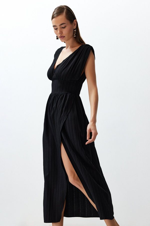 Trendyol Trendyol Black Maxi Woven Slit Beach Dress