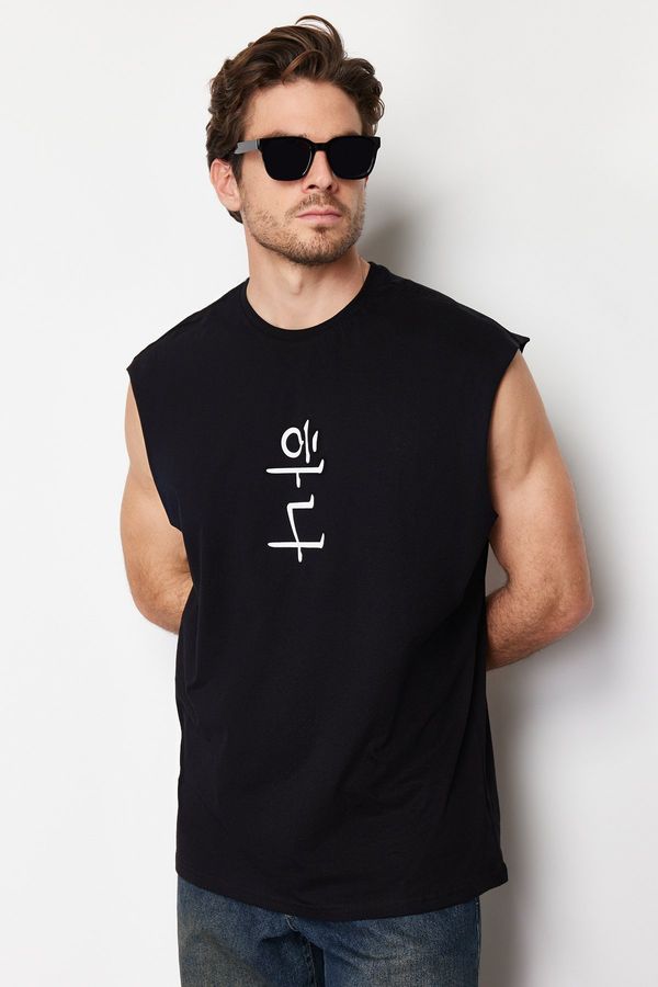 Trendyol Trendyol Black Oversize/Wide-Fit Oriental Text Printed 100% Cotton T-Shirt/Athlete