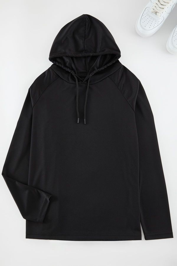 Trendyol Trendyol Black Regular Cut Technical Fabric Hooded Sports Sweatshirt