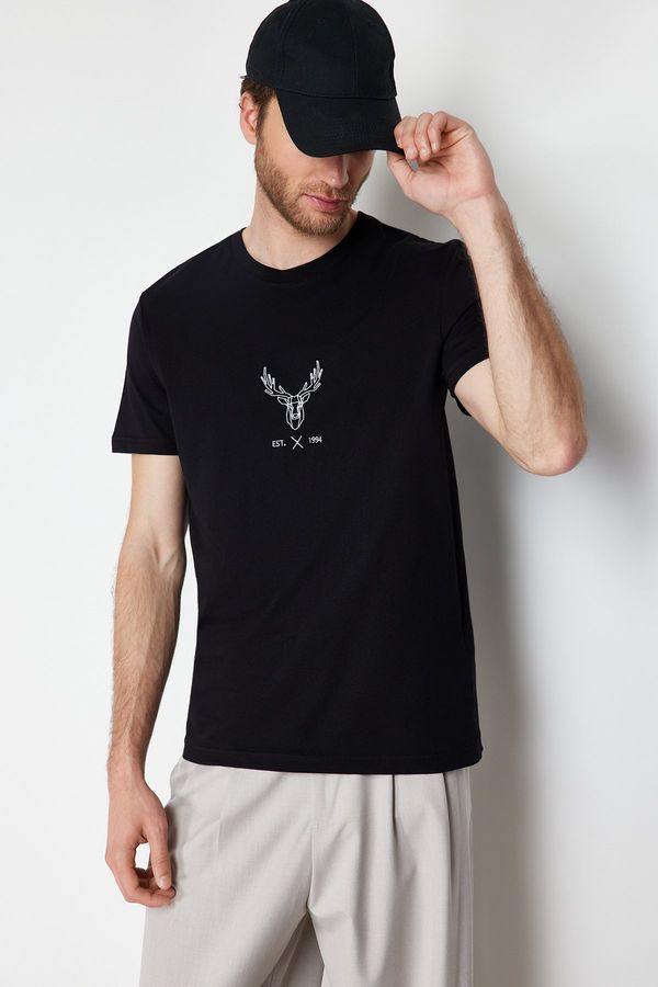 Trendyol Trendyol Black Regular/Regular Fit Deer Embroidered 100% Cotton T-Shirt