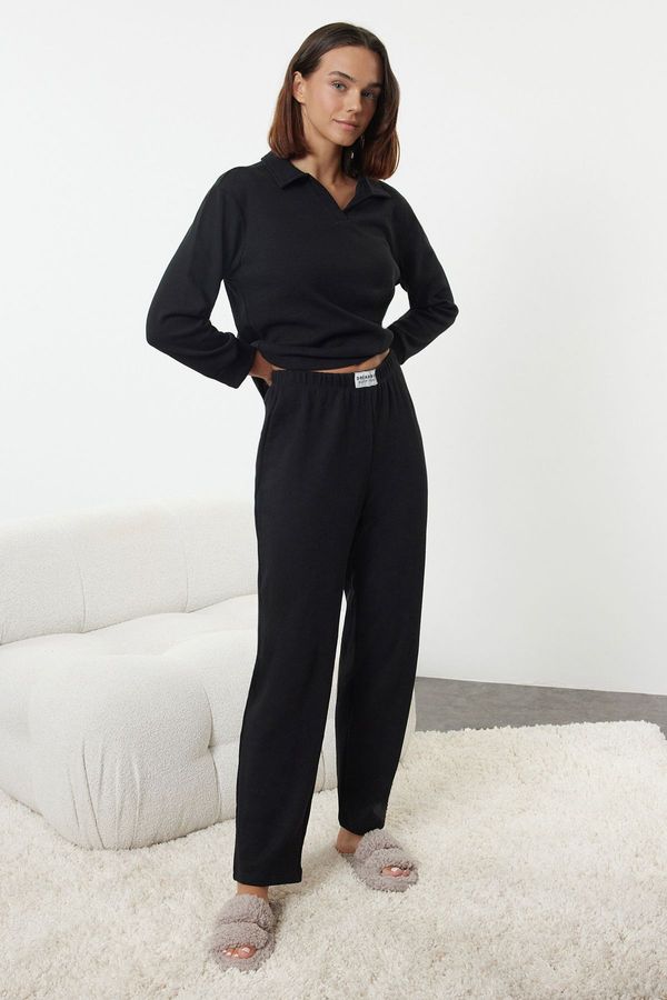 Trendyol Trendyol Black Slogan Label Detailed Waffle Fabric Knitted Pajama Set