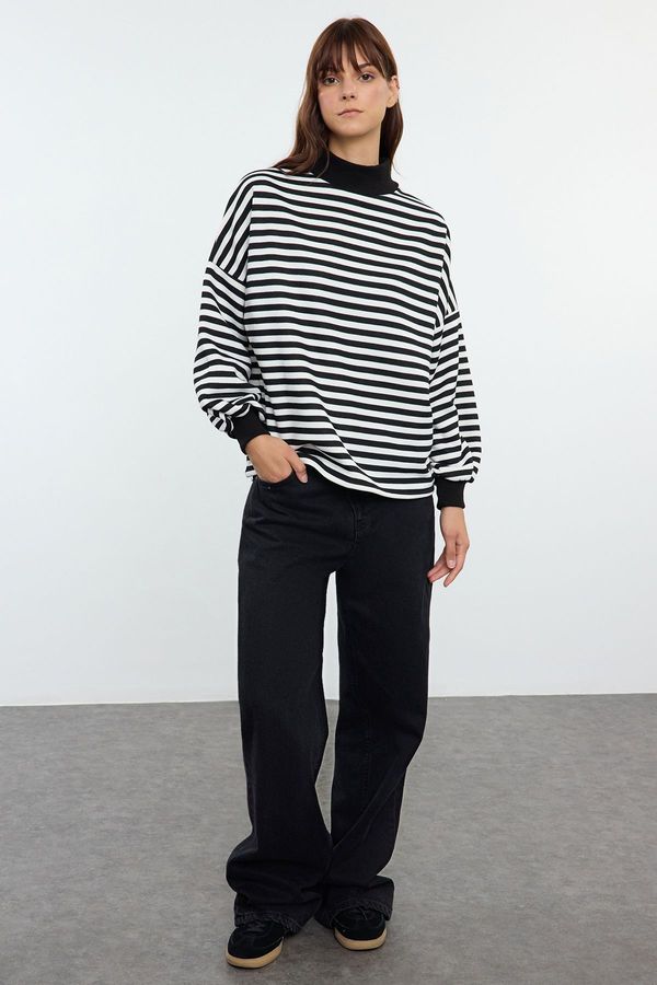 Trendyol Trendyol Black Striped Oversize/Wide Fit Half Fisherman Thick Inside Fleece Knitted Sweatshirt