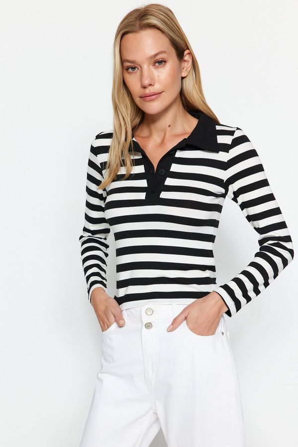 Trendyol Trendyol Black Striped Soft Fabric Fitted/Situated Polo Neck Buttoned Elastic Knitted Blouse