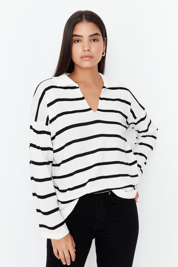 Trendyol Trendyol Black Super Wide Fit Striped Knitwear Sweater