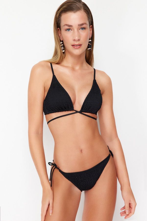 Trendyol Trendyol Black Triangle Bikini Top