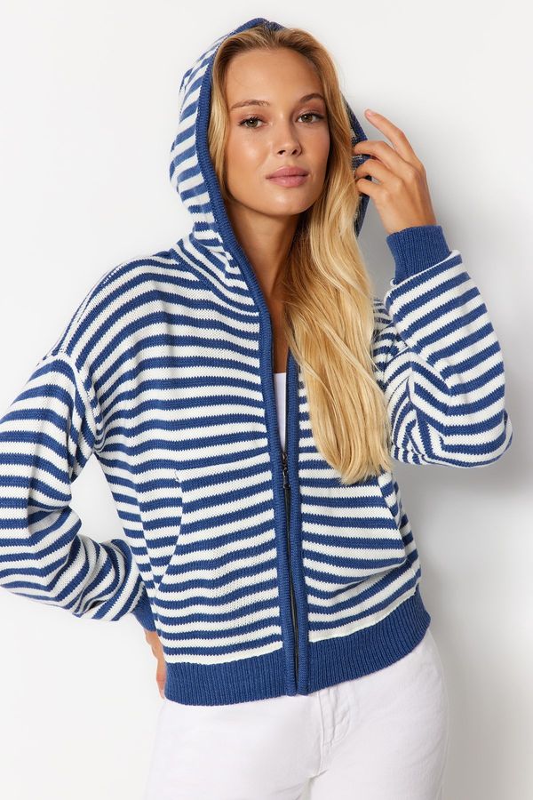 Trendyol Trendyol Blue Hood Detailed Knitwear Cardigan