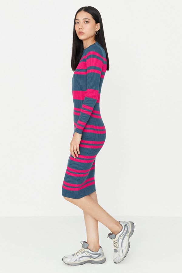 Trendyol Trendyol Blue Midi Knitwear Crewneck Striped Dress