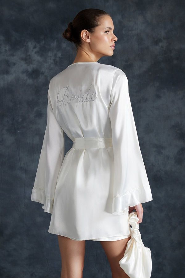Trendyol Trendyol Bridal White Belted Satin Woven Dressing Gown with Flounce and Back Embroidery Detail Bag Gift