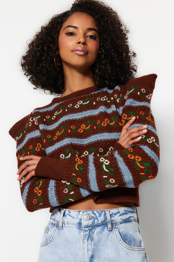 Trendyol Trendyol Brown Soft Textured Self Patterned Crew Neck Knitwear Sweater