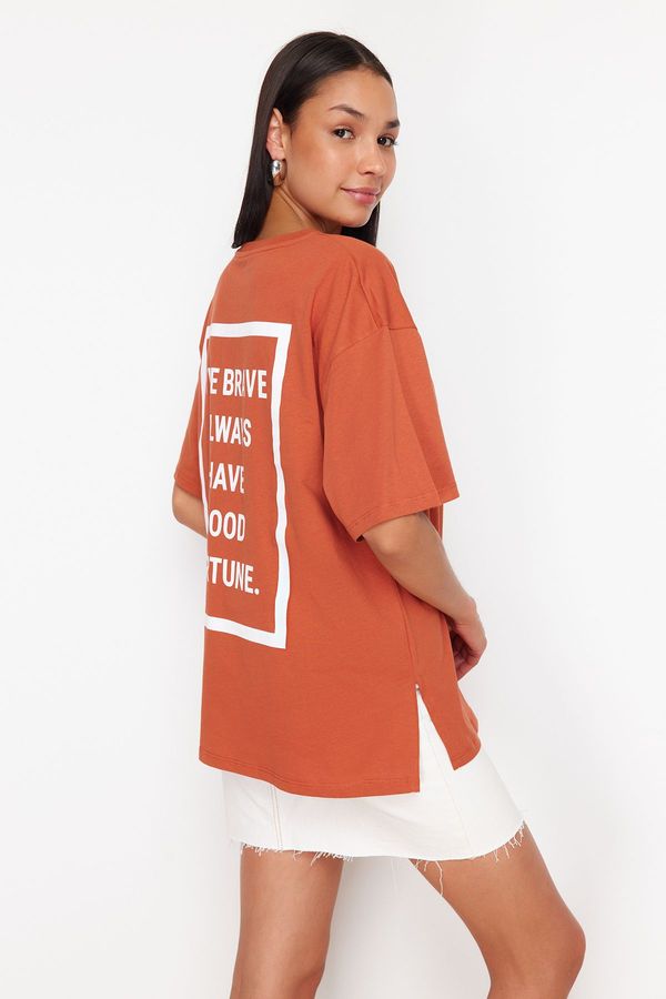 Trendyol Trendyol Cinnamon Slogan Printed Oversize/Wide Pattern Knitted T-Shirt