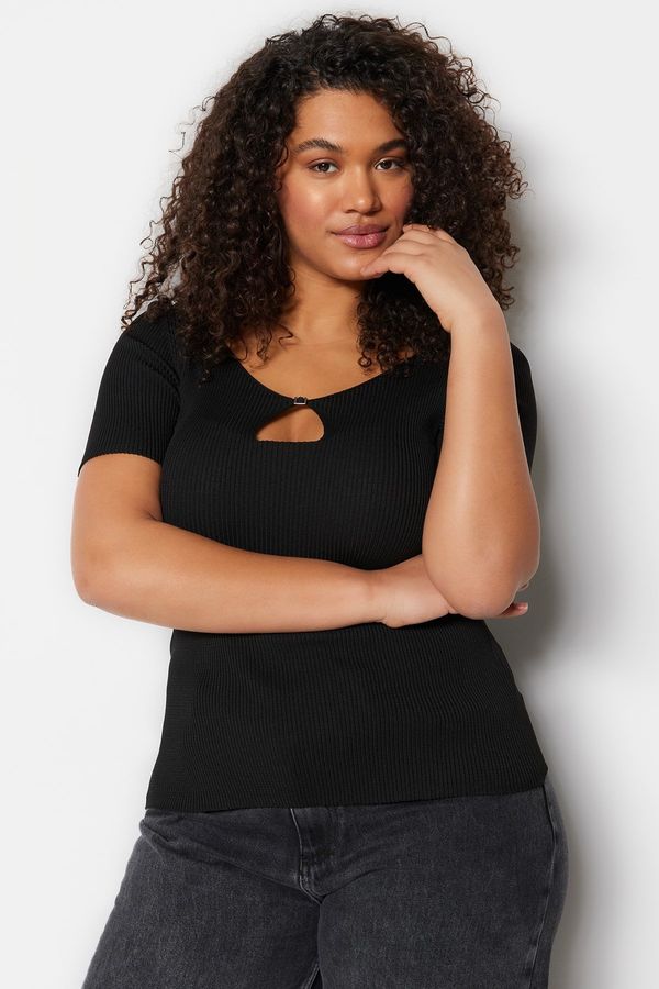 Trendyol Trendyol Curve Black Slim Knitwear that wraps around the body, with a Cut Out Detailed Blouse