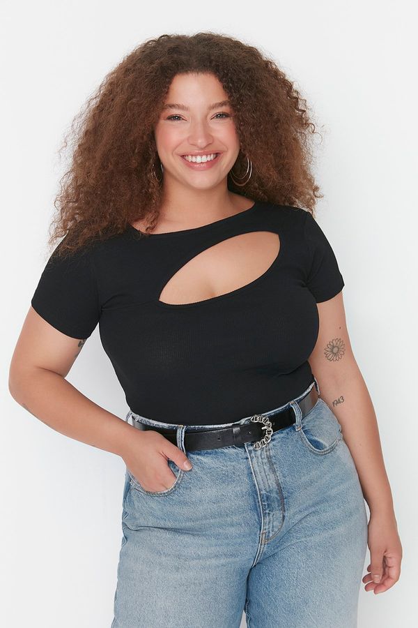 Trendyol Trendyol Curve Black Wicked Cut-Out Detailed Crop Knitted Blouse