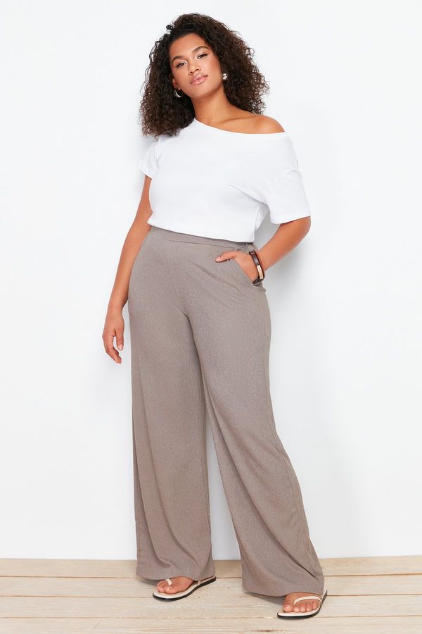 Trendyol Trendyol Curve Brown Wide Cut Knitted Trousers