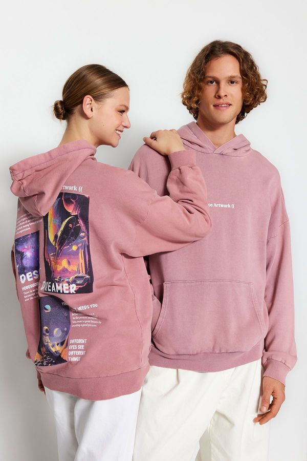 Trendyol Trendyol Dried Rose Unisex Oversize/Wide Cut Pale Effect 100% Cotton Space Print Sweatshirt