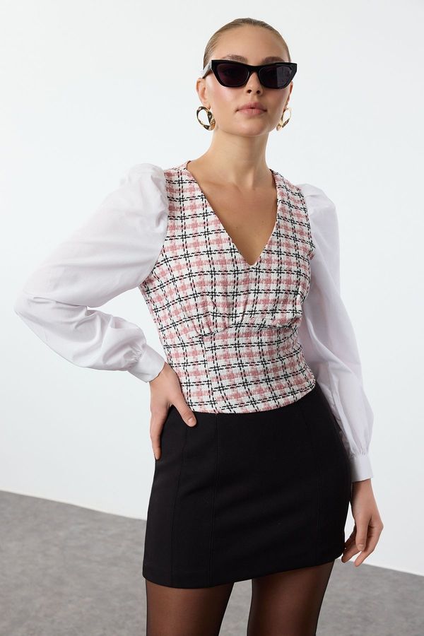 Trendyol Trendyol Dusty Rose Crop Fitted Tweed Woven Blouse