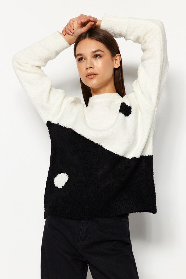 Trendyol Trendyol Ecru Boucle Soft Textured Knitwear Sweater