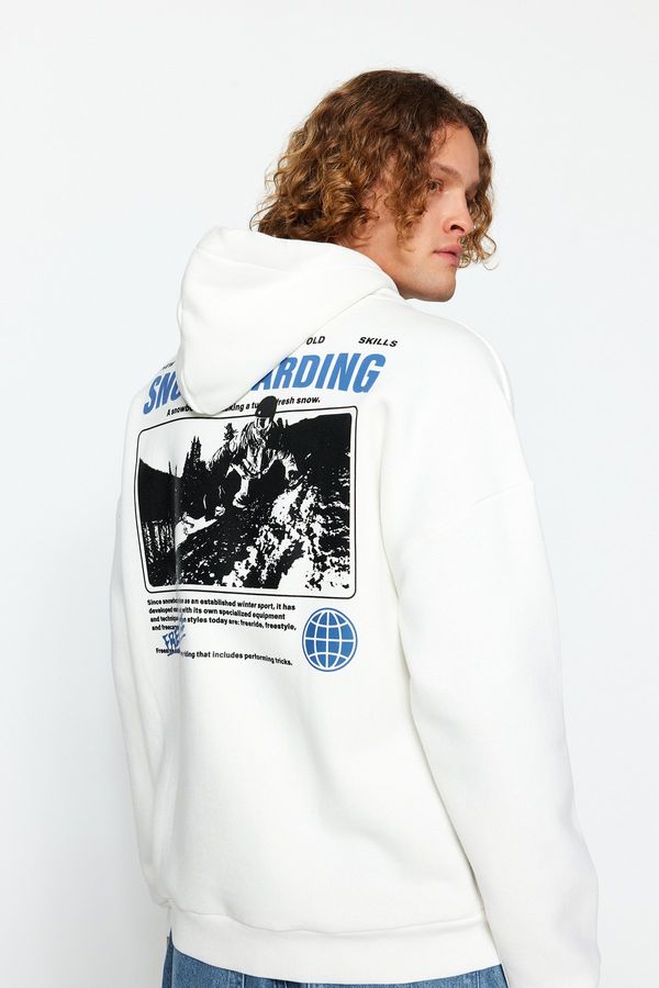 Trendyol Trendyol Ecru Oversize/Wide Cut Fluffy Ski Printed Cotton Sweatshirt with Fleece Inside