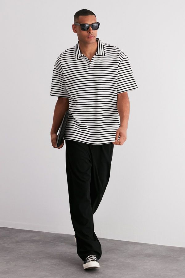 Trendyol Trendyol Ecru Oversize/Wide Cut Limited Edition Striped Textured Polo Collar T-shirt