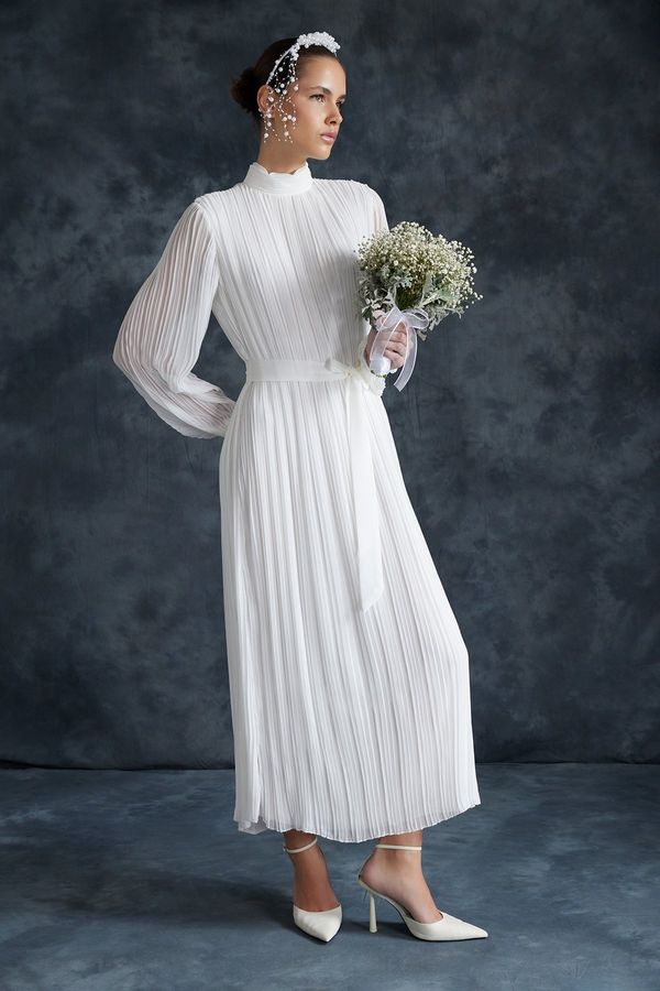 Trendyol Trendyol Ecru Pleated Lined Chiffon Bridal/Nikah Special Occasion Dress