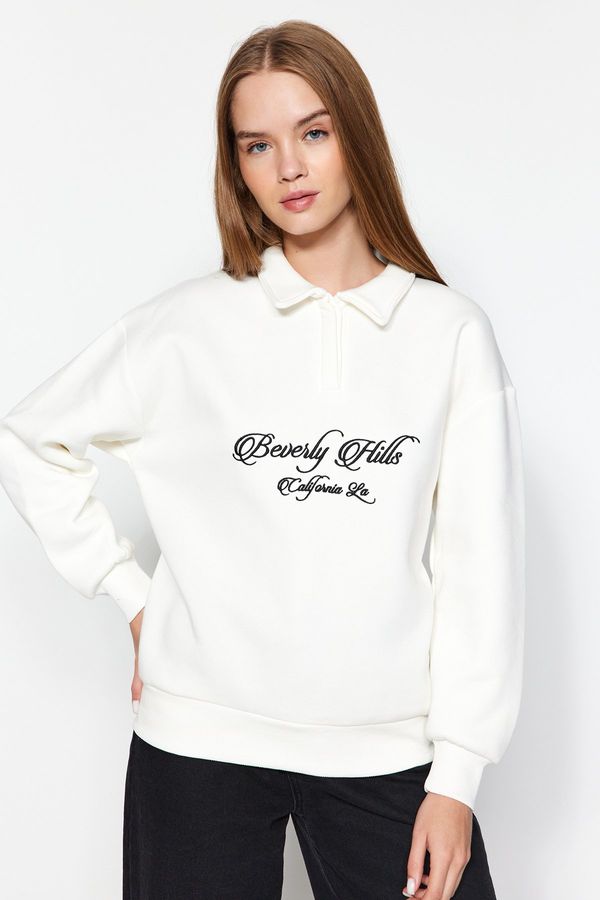 Trendyol Trendyol Ecru Shirt Collar Embroidered Regular Fit Fleece Inside Knitted Sweatshirt