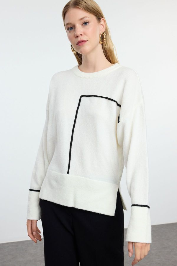 Trendyol Trendyol Ecru Soft Texture Color Block Crew Neck Knit Sweater