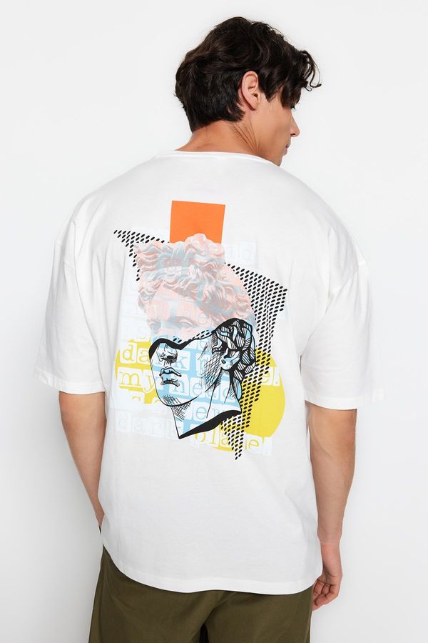Trendyol Trendyol Ecru Unisex Oversize/Wide-Fit Artistic Back Printed Knitted T-Shirt