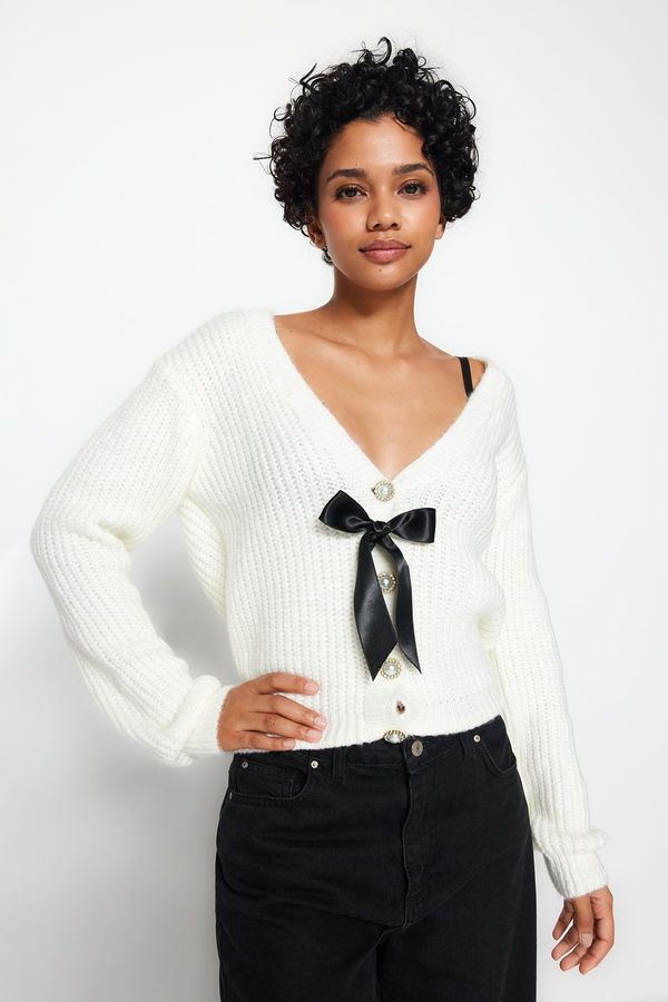 Trendyol Trendyol Ecru V Neck Knitwear Cardigan