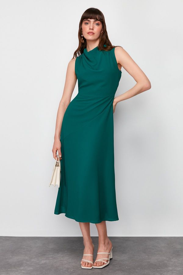 Trendyol Trendyol Emerald Green Degaje Collar Skirt Cut Detail Woven Midi Dress