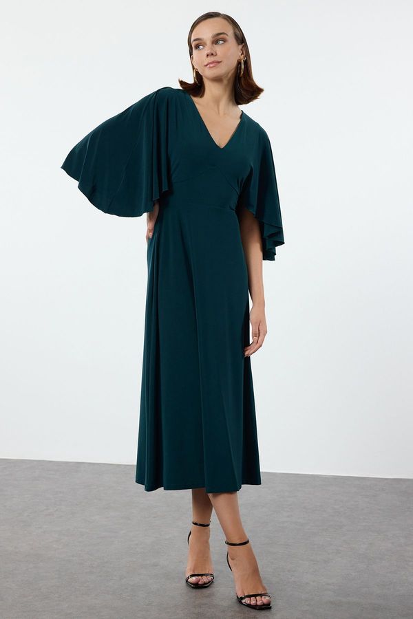 Trendyol Trendyol Emerald Green Plain Maxi Plain V Neck Cape Stretchy Midi Knit Dress