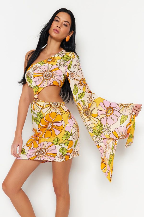 Trendyol Trendyol Floral Pattern Fitted Mini Woven Cut Out/Window One-Shoulder Beach Dress