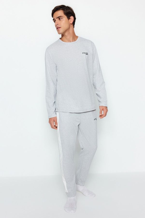Trendyol Trendyol Gray Embroidery Detailed Knitted Pajamas Set