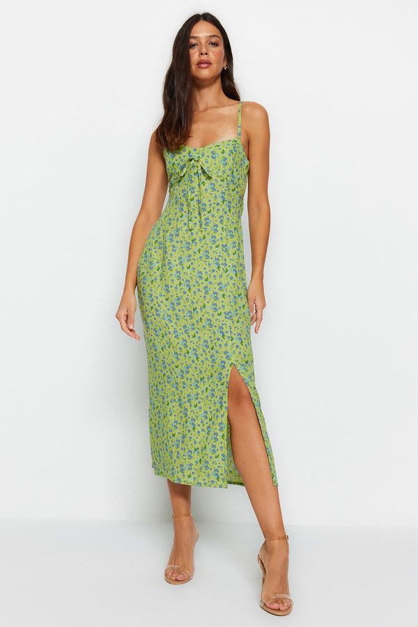 Trendyol Trendyol Green Floral Patterned Straight Cut Slit Detail Viscose Midi Woven Dress