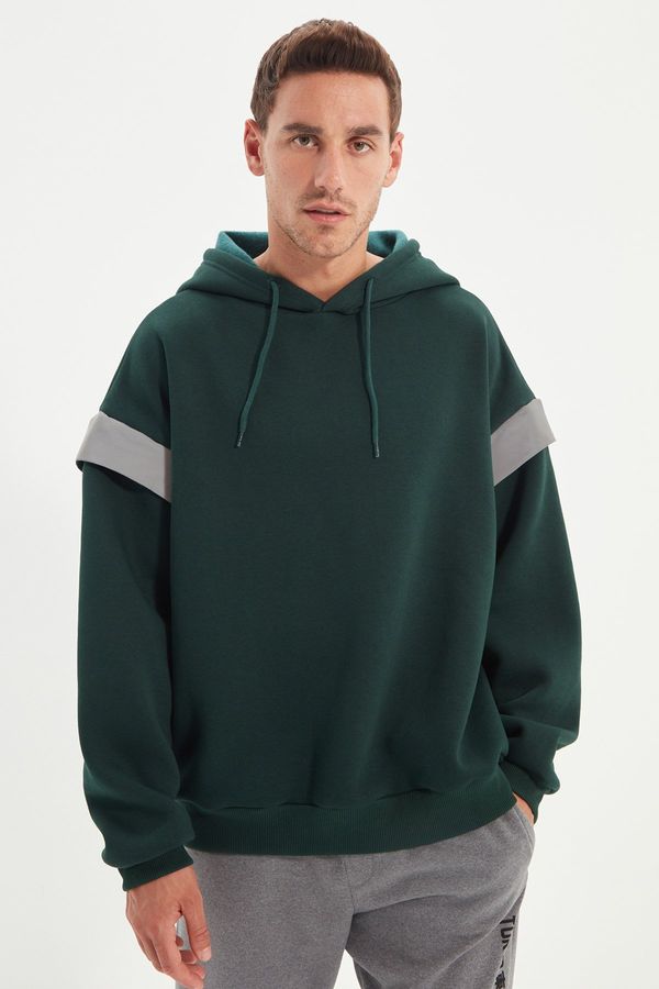 Trendyol Trendyol Green Oversize/Wide-Fit Hooded Reflective Detail Fleece Inside Sweatshirt