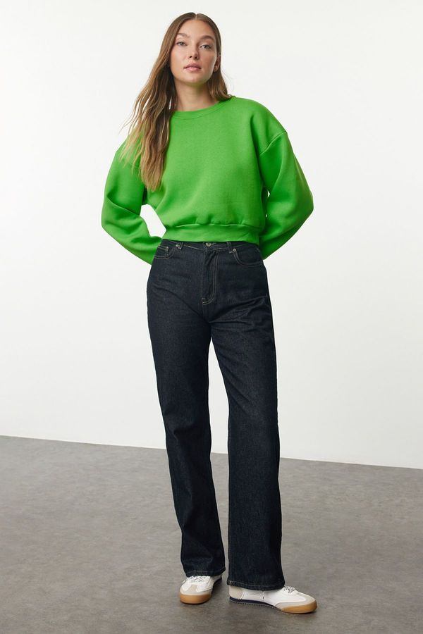 Trendyol Trendyol Green Relaxed Cut Crop Basic Crew Neck Thick Fleece Inside Knitted Sweatshirt