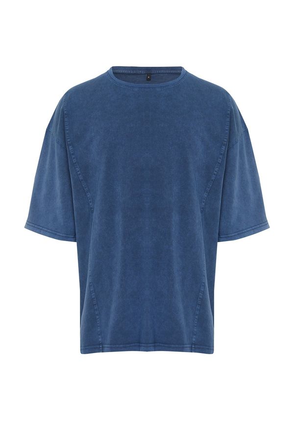 Trendyol Trendyol Indigo Oversize/Wide-Fit Stitch Detail Faded Faded Effect 100% Cotton T-shirt