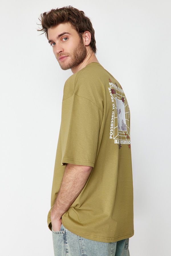 Trendyol Trendyol Khaki Oversize Skateboard Printed 100% Cotton T-Shirt