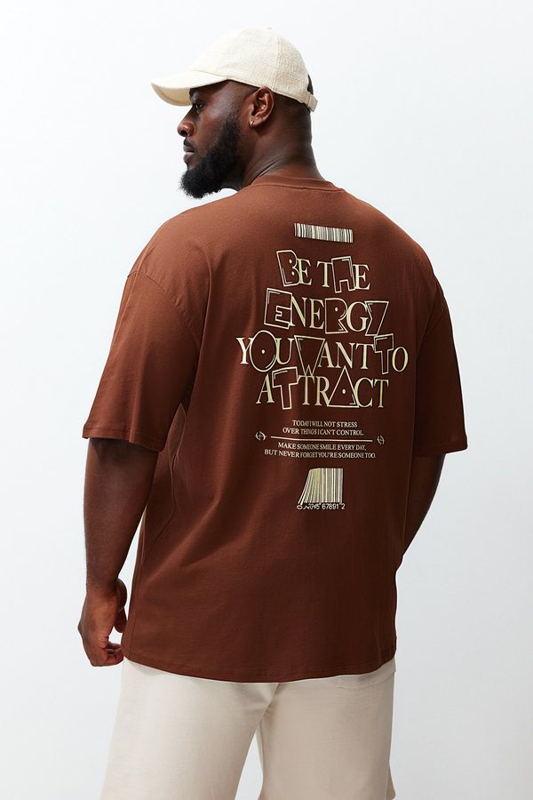 Trendyol Trendyol Large Size Brown Oversize/Wide Cut 100% Cotton Text Printed T-Shirt