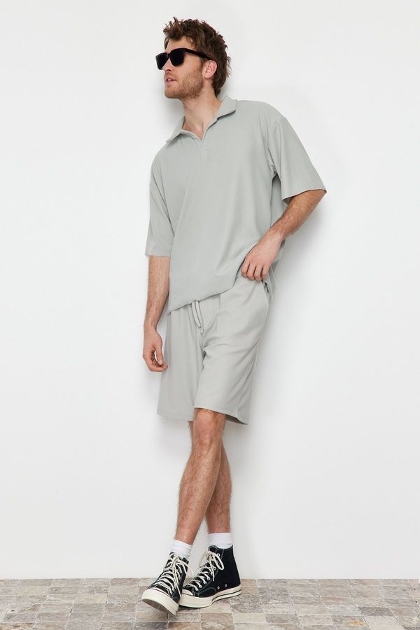 Trendyol Trendyol Limited Edition Stone Oversize/Wide-Fit Textured Wrinkle-Free Ottoman Shorts
