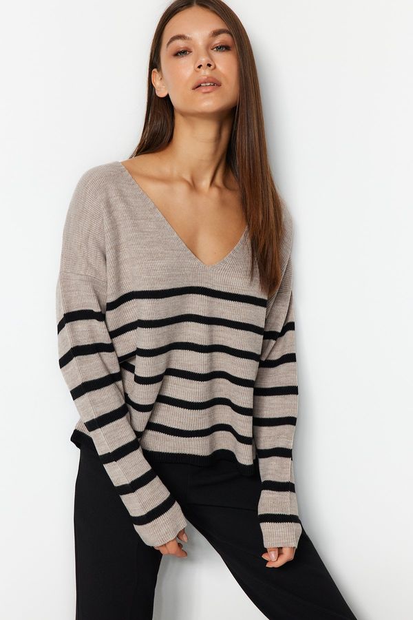 Trendyol Trendyol Mink Super Wide Fit Striped Knitwear Sweater