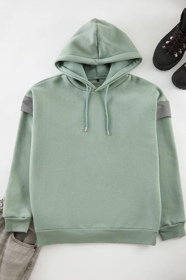 Trendyol Trendyol Mint Oversize/Wide Cut Hooded Reflective Detailed Polar Fleece Sweatshirt