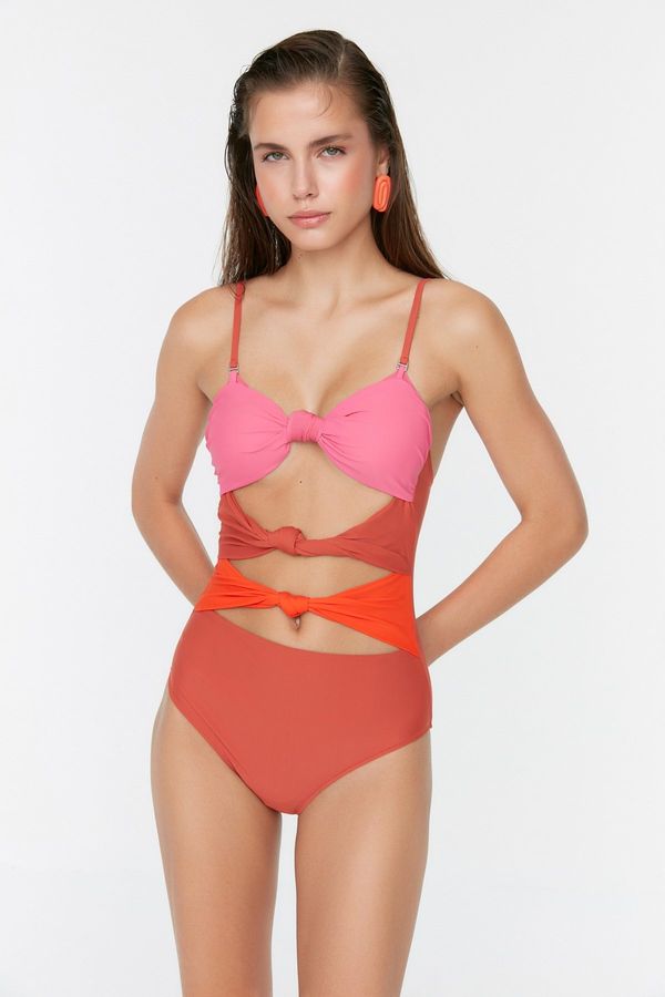 Trendyol Trendyol Multicolored Cut Out Detailed Swimsuit