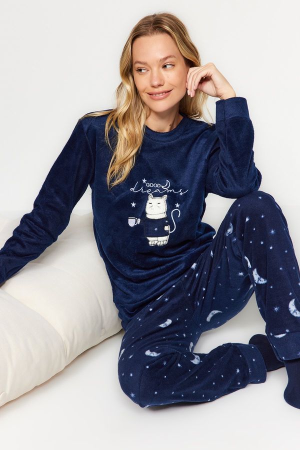 Trendyol Trendyol Navy Blue Cat Printed Velvet Tshirt-Pants and Knitted Pajamas Set
