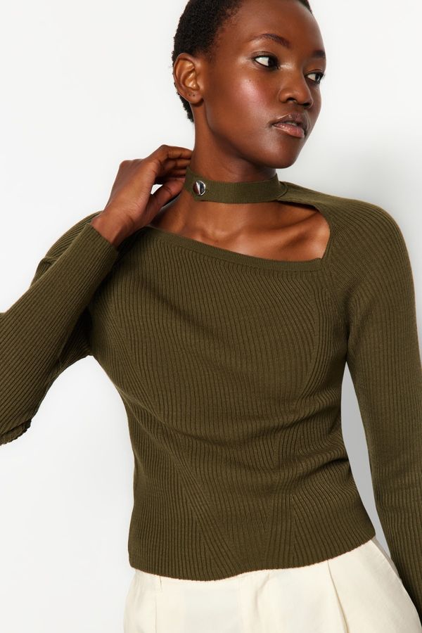 Trendyol Trendyol Oil Green Crop Window/Cut Out Knitwear Sweater