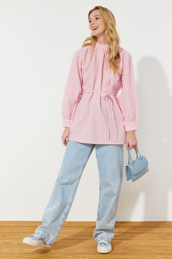 Trendyol Trendyol Pale Pink Belted Woven See-through Plaid Tunic