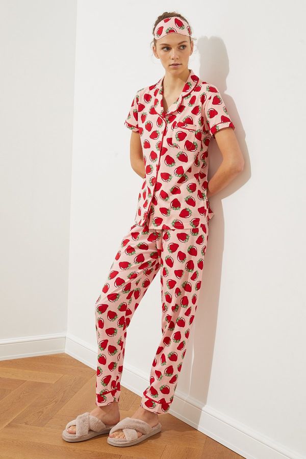 Trendyol Trendyol Pink Cotton Piping Detailed Strawberry Patterned Knitted Shirt-Pants Pajamas Set
