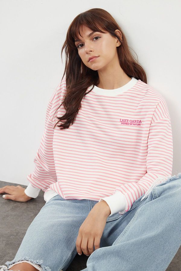 Trendyol Trendyol Pink Striped Slogan Embroidered Oversize/Wide Fit Long Sleeve Knitted Sweatshirt