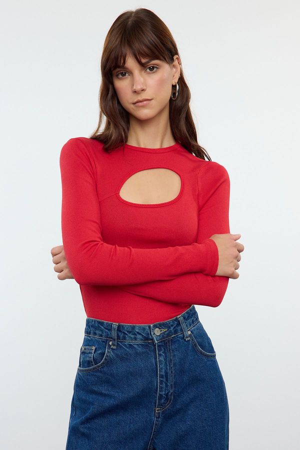 Trendyol Trendyol Red Cut Out Detailed Fitted Stretchy Knitted Blouse