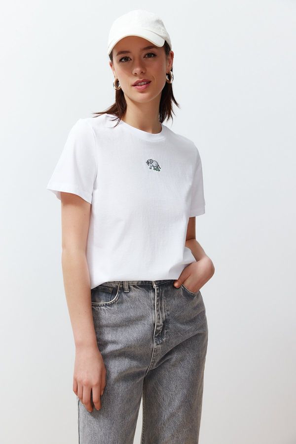 Trendyol Trendyol White 100% Cotton Embroidery Regular/Regular Fit Knitted T-Shirt