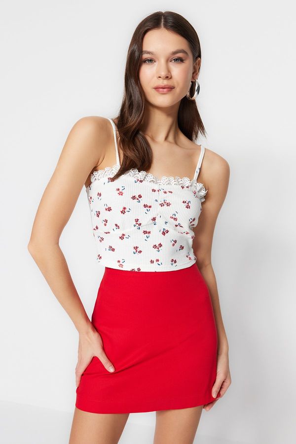 Trendyol Trendyol White Floral Printed Strap Fitted/Simple Waffle Fabric Super Crop Knitted Blouse